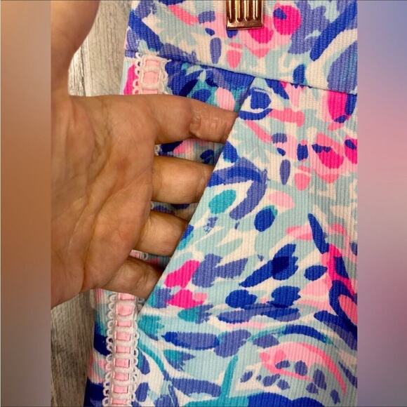 Lilly Pulitzer Callahan Short With Lace In Breakwater Party Wave Size 4 New! - Picture 4 of 13
